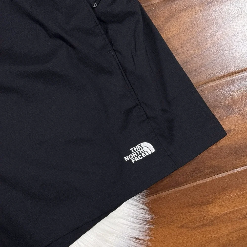 The North Face Men's Size‎ XXL Black Class V Pathfinder Belted Relaxed Shorts